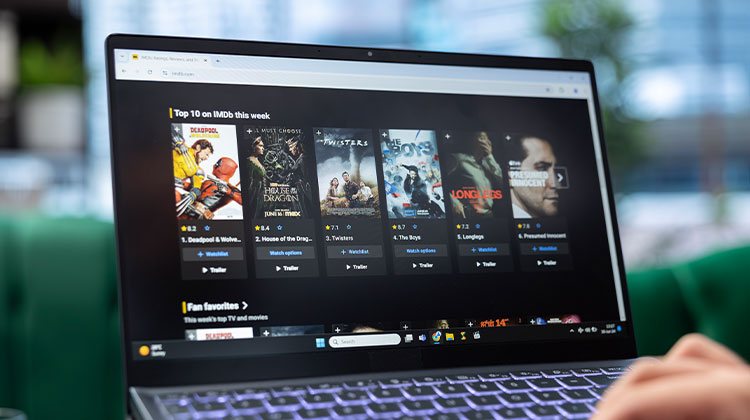 Top 10 Free Online Movie Streaming Sites (Watch Without Paying) 5 Free Online Movie Streaming Sites