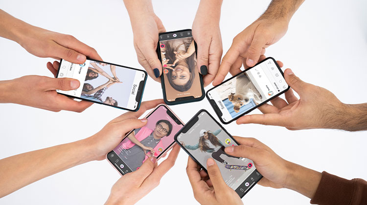 Top 10 Private Photo Sharing Apps for Friends and Family 5 Photo Sharing App