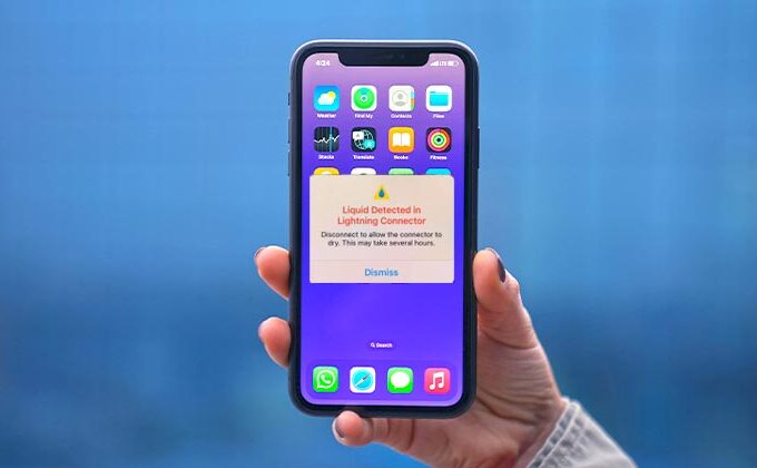 Liquid Detected in Lightning Connector