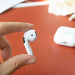 AirPods Microphone Not Working